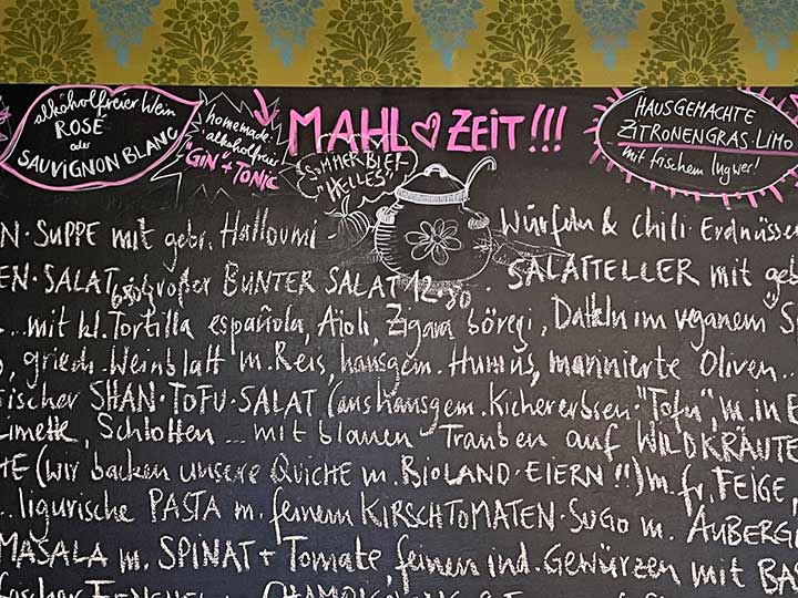 Die Brücke Cafe Bar Restaurant Brückenviertel Frankfurt