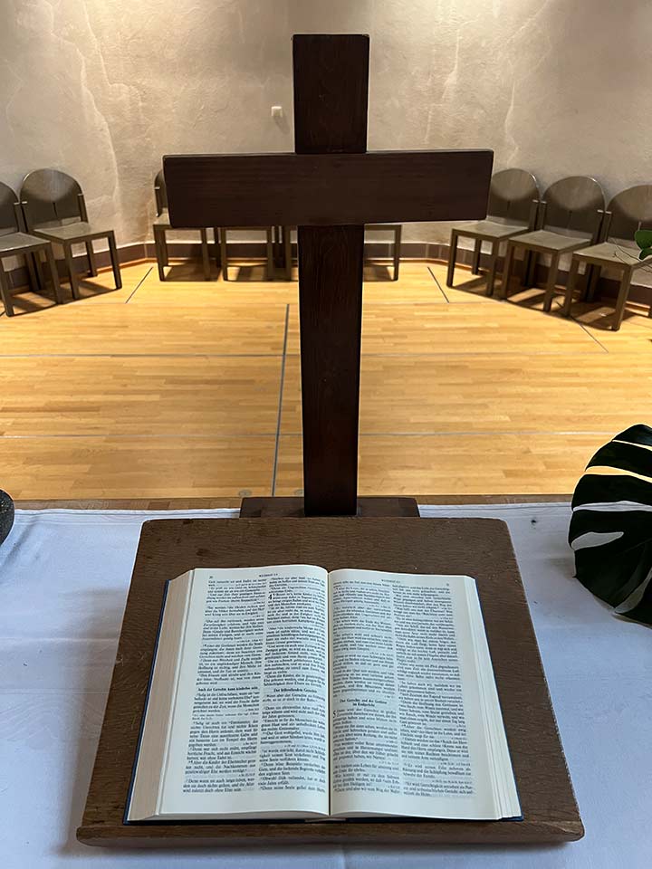 Alte Nikolaikirche am Römerberg entstand im Mitte des 12. Jahrhunderts