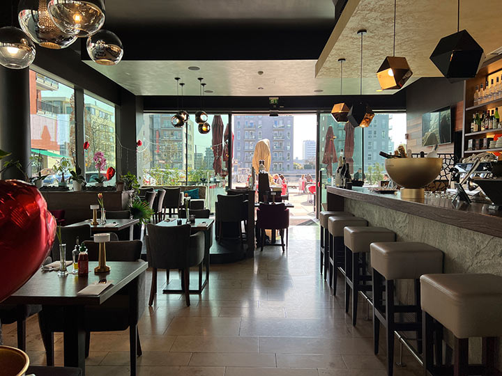 Aliara Restaurant Bar Lounge Westhafen Frankfurt