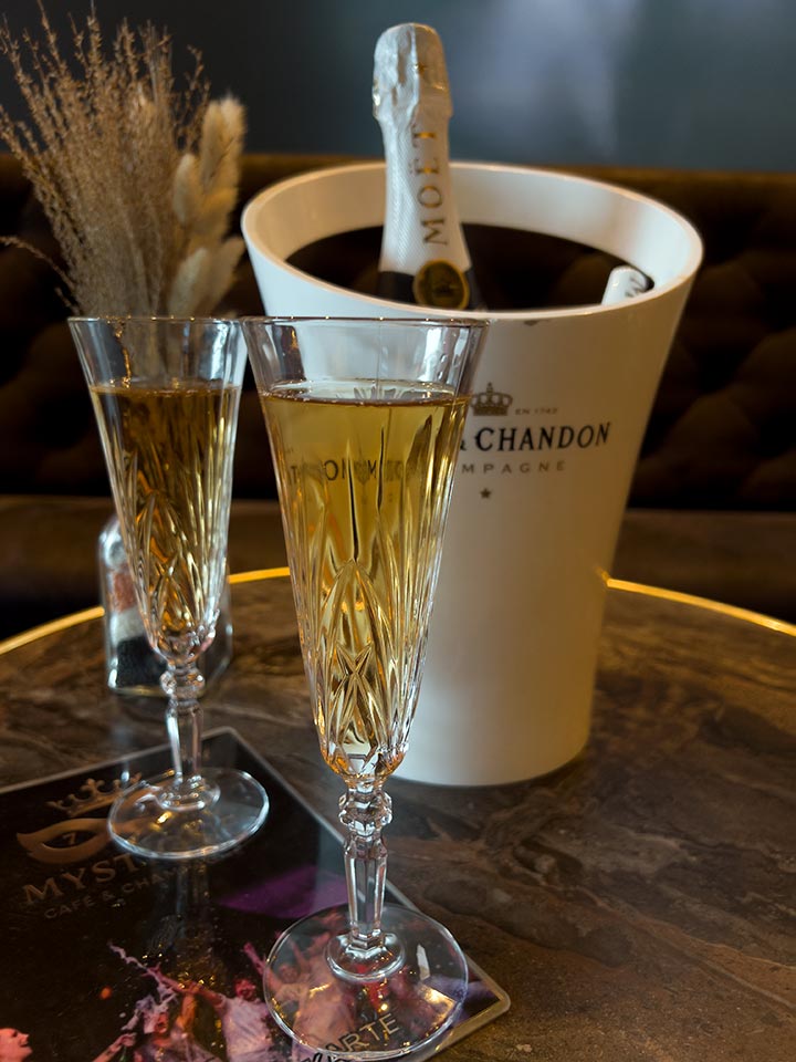 Mystique Cafe & Champagner Shisha Bar Höchst Frankfurt am Main