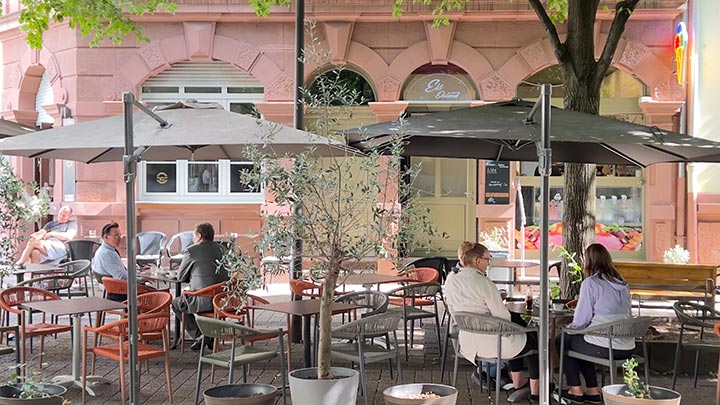 Eis Bar Ostend Eiscafé Frankfurt Mainufer