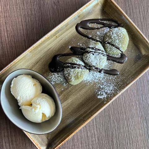 Aliara Restaurant Bar Lounge Westhafen Frankfurt Nachtisch